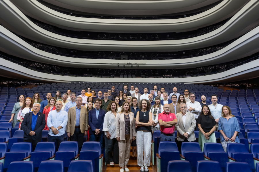 En 2025, la 18ª Conferencia Anual de OLA se llevó a cabo en el Palau de Les Arts de Valencia, España.