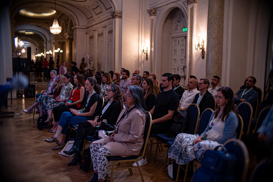  El desafío de habitar la incertidumbre | Columna de opinión en «Ópera Actual»